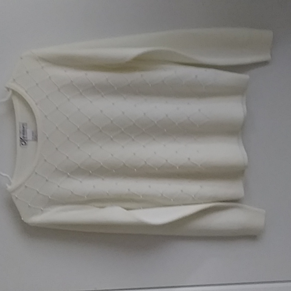 Woman's sweater white with pearls size Large